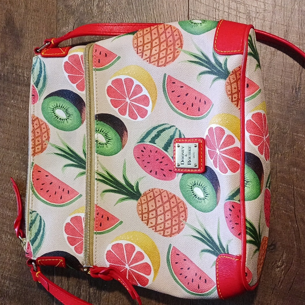 Dooney & Bourke Fruit print Bag πππ - Picture 2 of 14